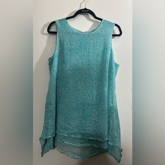 003 COMBO:  Assorted blouses size S - Picture 3 of 6